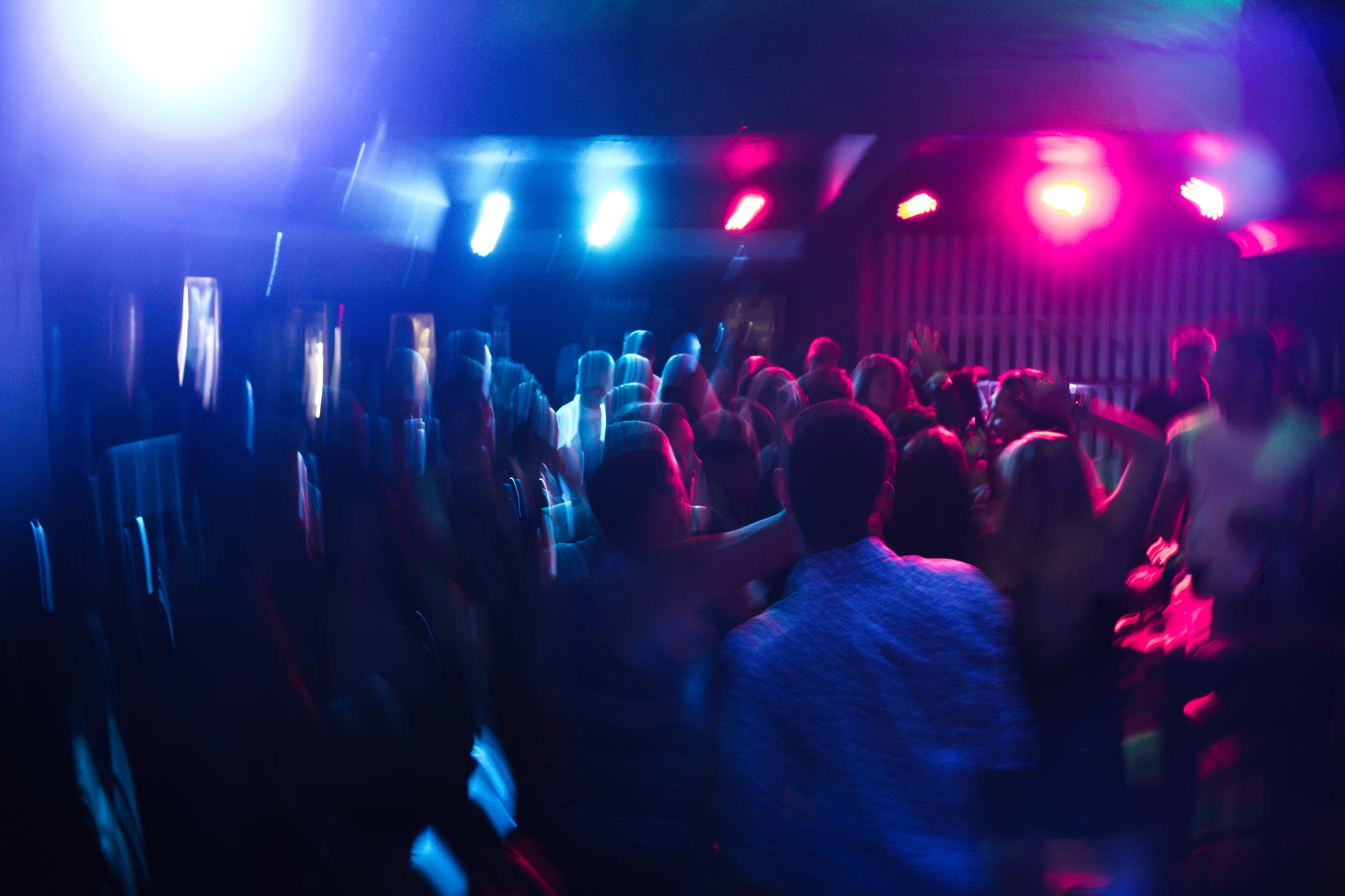 Gay Night Clubs Aren’t For Straight Girls, They’re For Panic Attacks Induced By Social Anxiety